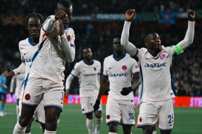 英雄联盟S15赛-关于毕尔巴鄂竞技迎欧联关键赛；冲刺阶段战术微调；管理层满意；赛程密集仍需轮换的信息